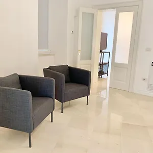 Federiciano White House - Center Appartamento