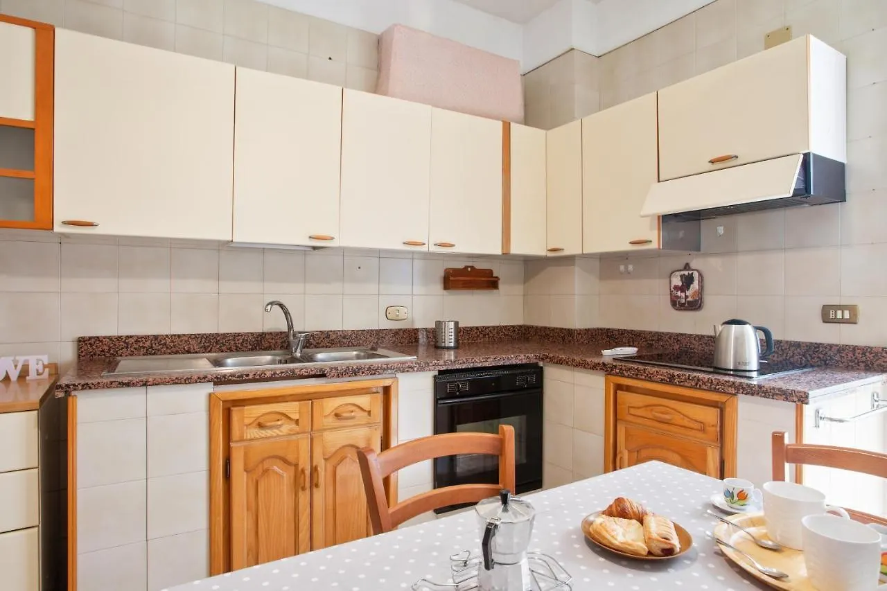 Pane & Pomodoro Beach Roomy Flat Bari Italy