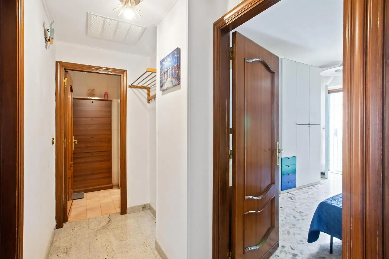 Apartment Pane & Pomodoro Beach Roomy Flat Bari Italy