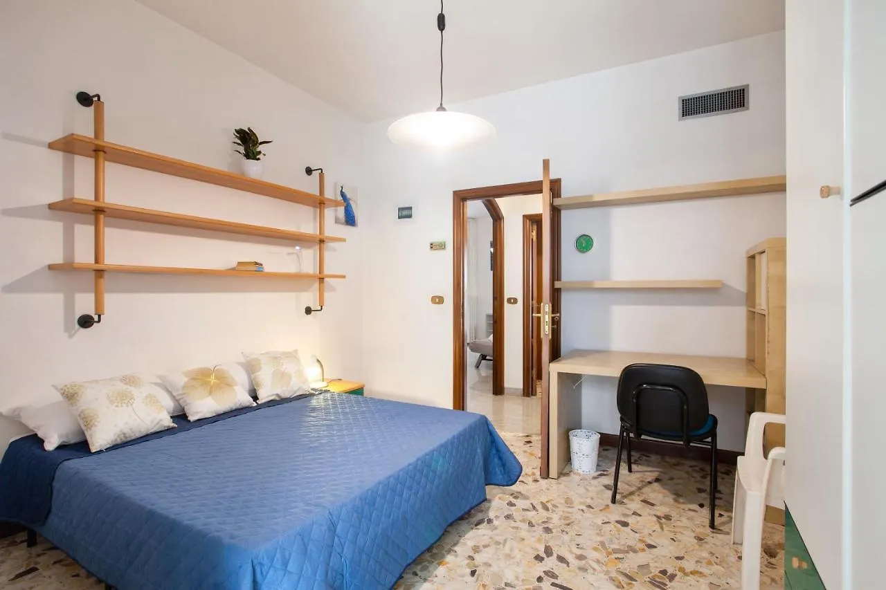 Apartment Pane & Pomodoro Beach Roomy Flat Bari