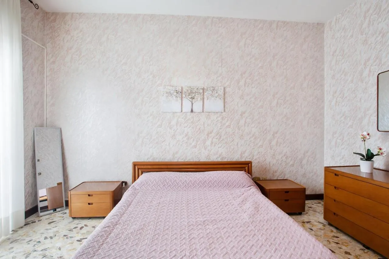 Apartment Pane & Pomodoro Beach Roomy Flat Bari